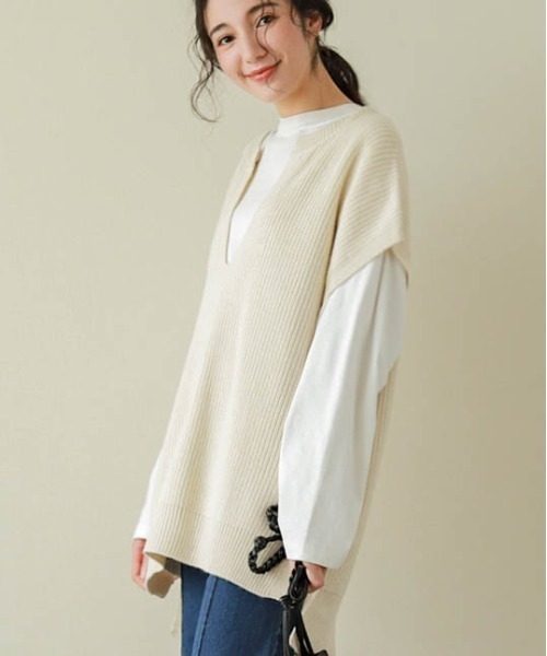 La-gemme（ラジェム）の「【Yukiさんコラボ】キーネックニットベスト（ベスト・レディース・ブラウン/グレイッシュベージュ/ブラック/ホワイト・フリー）」の16枚目の写真