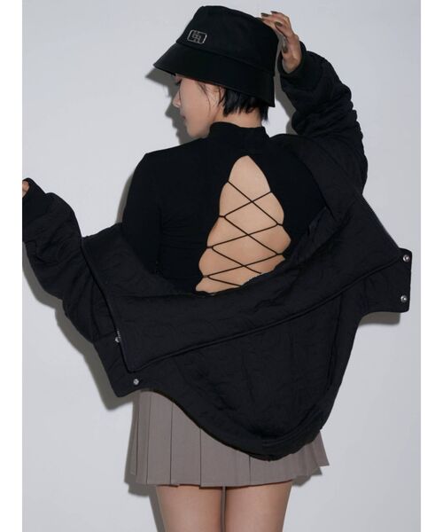 GYDA(ジェイダ)の「BACKレースアップハイネックトップス(Tシャツ/カットソー・レディース・ブラック/オフホワイト・FREE)」の15枚目の写真