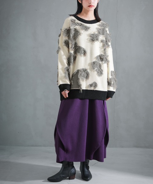 osharewalker（オシャレウォーカー）の「『ニュアンスアート柄ニット』（ニット/セーター・レディース・オフホワイト・FREE）」の6枚目の写真