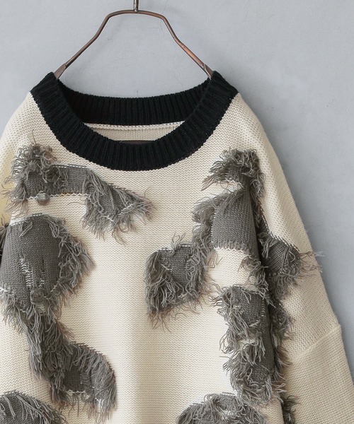 osharewalker（オシャレウォーカー）の「『ニュアンスアート柄ニット』（ニット/セーター・レディース・オフホワイト・FREE）」の13枚目の写真
