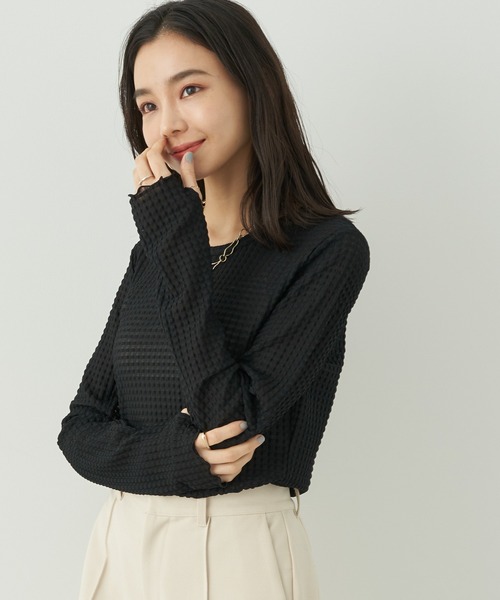 earth music&ecology（アースミュージックアンドエコロジー）の「シアーギンガムクルーネックプルオーバー（Tシャツ/カットソー・レディース・グリーン/オレンジ/ラベンダー/アイボリー/ブラック/サックスブルー・S/M）」の2枚目の写真