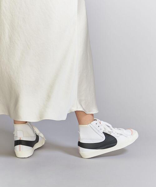 NIKE（ナイキ）の「＜NIKE(ナイキ)＞BLAZER MID JUMBO ブレーザー '77 ジャンボ/スニーカー（スニーカー・レディース・オフホワイト・24.5cm/25cm/23.5cm/24cm/23cm）」の2枚目の写真