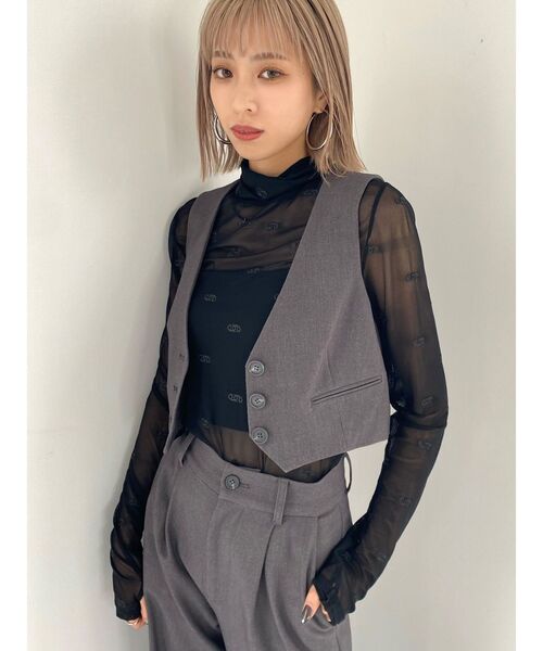 EMODA(エモダ)の「【SET UP着用可能】ノーカラーコンパクトベスト(ベスト・レディース・その他1/グレー/ブラック/その他・FREE)」の3枚目の写真