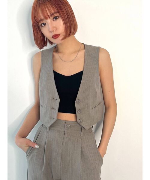 EMODA(エモダ)の「【SET UP着用可能】ノーカラーコンパクトベスト(ベスト・レディース・その他1/グレー/ブラック/その他・FREE)」の6枚目の写真