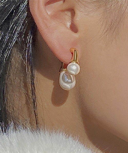 Futier land（フューティアランド）の「ジオメトリーパールピアス（ピアス（両耳用）・レディース・ゴールド・FREE）」の3枚目の写真