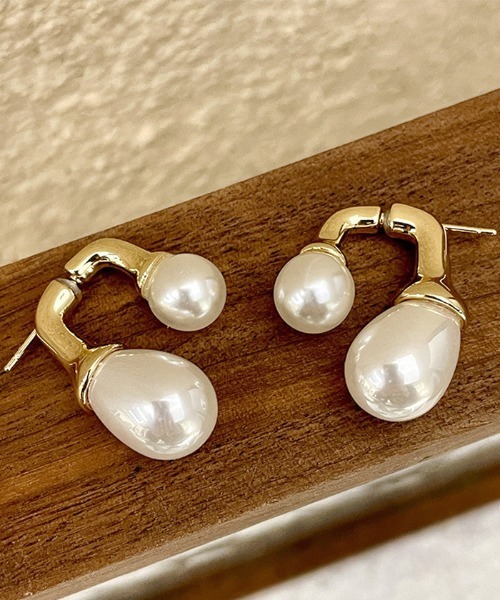 Futier land（フューティアランド）の「ジオメトリーパールピアス（ピアス（両耳用）・レディース・ゴールド・FREE）」の4枚目の写真