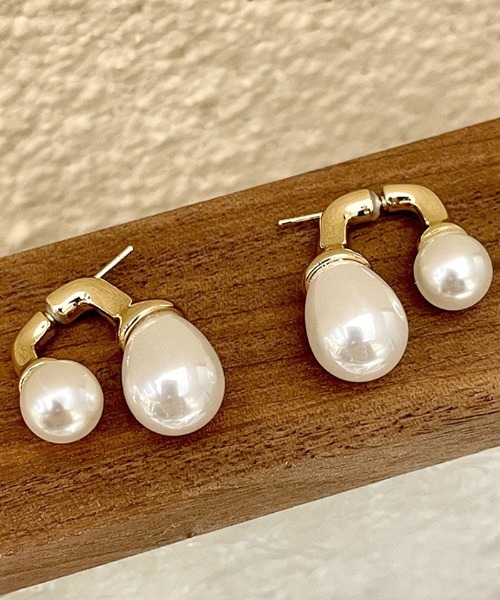 Futier land（フューティアランド）の「ジオメトリーパールピアス（ピアス（両耳用）・レディース・ゴールド・FREE）」の7枚目の写真