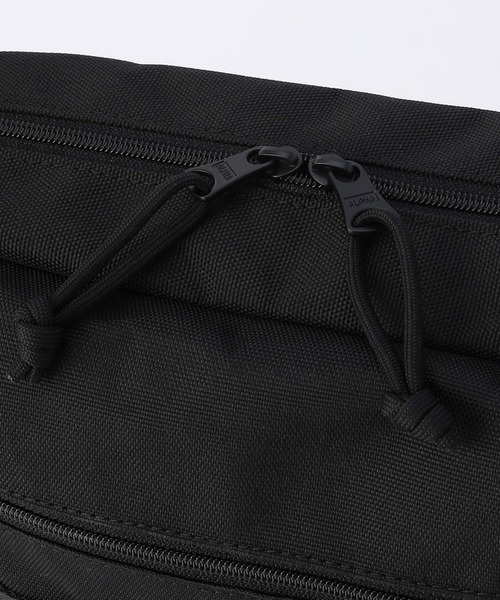 Alpha Industries(アルファインダストリーズ)の「スクエアショルダーバッグ コーデュラ 軽量(ショルダーバッグ・メンズ・グレー/ブラック・FREE)」の7枚目の写真