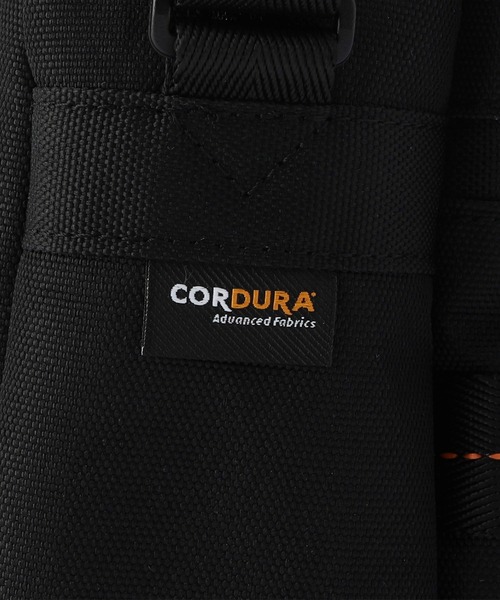Alpha Industries(アルファインダストリーズ)の「スクエアショルダーバッグ コーデュラ 軽量(ショルダーバッグ・メンズ・グレー/ブラック・FREE)」の16枚目の写真