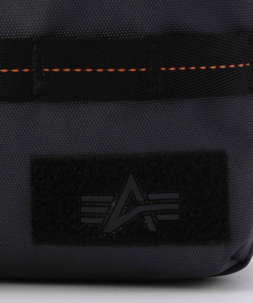 Alpha Industries(アルファインダストリーズ)の「スクエアショルダーバッグ コーデュラ 軽量(ショルダーバッグ・メンズ・グレー/ブラック・FREE)」の20枚目の写真