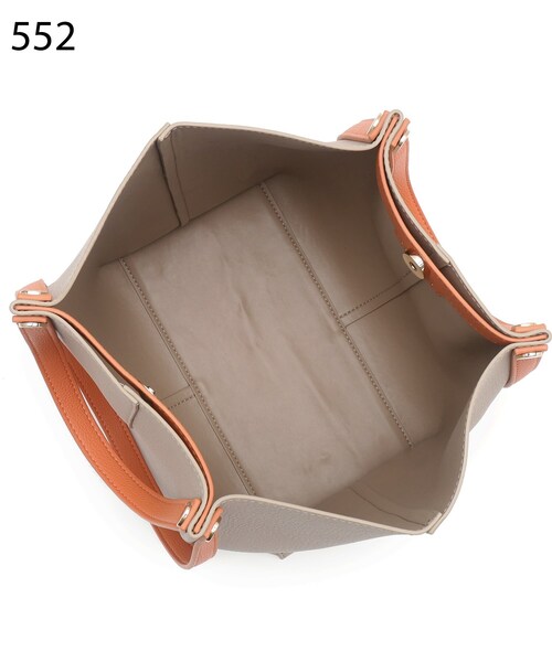 INDIVI(インディヴィ)の「◆ツーハンドルこなれバッグ(トートバッグ・レディース・オフホワイト/ブラック系4/ベージュ系4・00)」の9枚目の写真