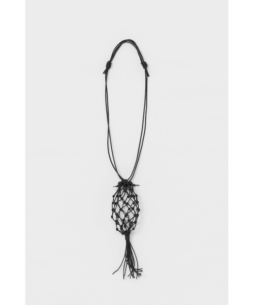 Hender Scheme（エンダースキーマ）の「leather nest bag（ボディバッグ/ウエストポーチ・メンズ・ナチュラル/ブラック・FREE）」の2枚目の写真