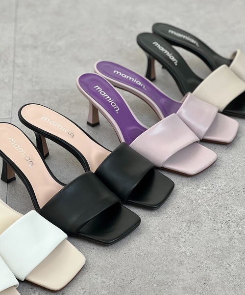 MAMIAN（マミアン）の「ワイドスクエアトゥ パデット ミュールサンダル (7.0cmヒール)（サンダル・レディース・ラベンダー/ホワイト/グレイッシュベージュ/ブラック/ベージュ系その他・M/L/S）」の5枚目の写真