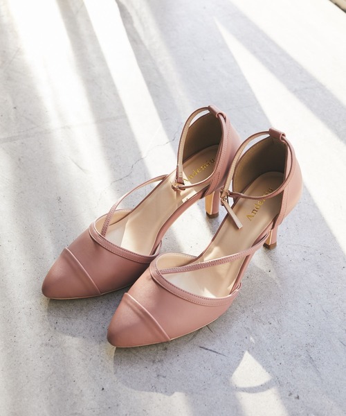 Andemiu(アンデミュウ)の「キリカエストラップパンプス190471(パンプス・レディース・ベージュ/ピンク/ホワイト×ブラック・MEDIUM/LARGE)」の1枚目の写真