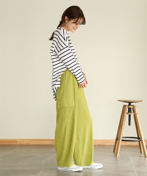aity(アイティ)の「プリーツイージーワイドカーゴパンツ 夏服(カーゴパンツ・レディース・ベージュ/ブラック/ライトグリーン・M)」の19枚目の写真
