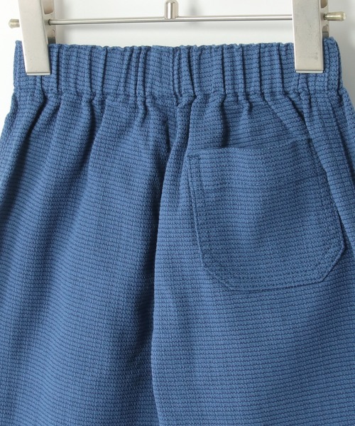 ikka(イッカ)の「ストレッチパナマハーフパンツ(120~160cm)(その他パンツ・キッズ・チャコールグレー/ブルー/ベージュ/ダークグリーン・120/130/140/150/160)」の9枚目の写真