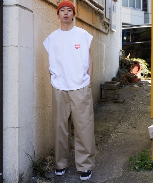 FREAK'S STORE(フリークスストア)の「【限定展開】THRASHER×FREAK'S STORE/スラッシャー 別注 ビッグシルエット ワンポイント フレイム ハートロゴ ドロップショルダーTシャツ(Tシャツ/カットソー・メンズ・アッシュグレー/ブラック/ホワイト・SMALL/MEDIUM/LARGE)」の2枚目の写真