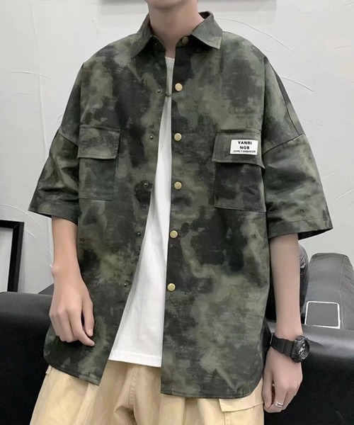 BASQUE magenta（バスクマゼンタ）の「ビッグシルエットカモフラグラフィック半袖シャツ（シャツ/ブラウス・メンズ・グリーン/グレー・M/L）」の2枚目の写真