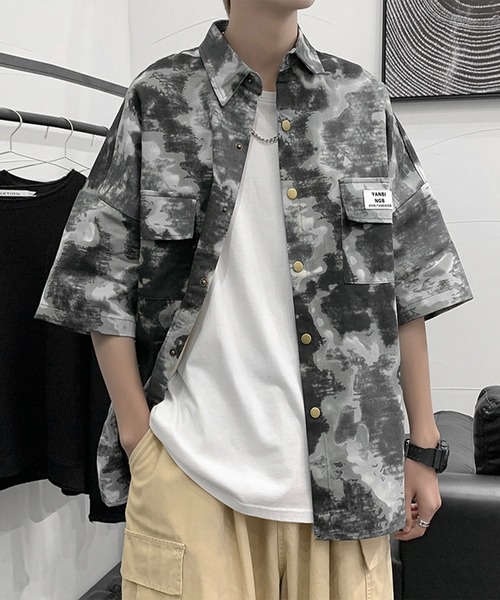 BASQUE magenta（バスクマゼンタ）の「ビッグシルエットカモフラグラフィック半袖シャツ（シャツ/ブラウス・メンズ・グリーン/グレー・M/L）」の4枚目の写真