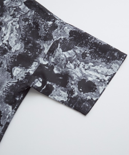 BASQUE magenta（バスクマゼンタ）の「ビッグシルエットカモフラグラフィック半袖シャツ（シャツ/ブラウス・メンズ・グリーン/グレー・M/L）」の20枚目の写真