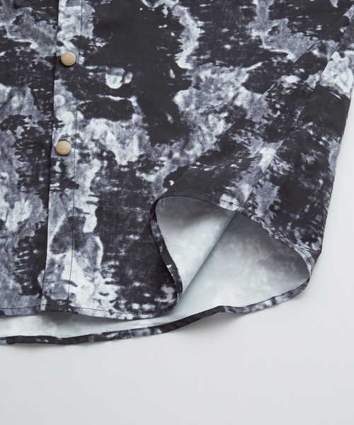 BASQUE magenta（バスクマゼンタ）の「ビッグシルエットカモフラグラフィック半袖シャツ（シャツ/ブラウス・メンズ・グリーン/グレー・M/L）」の21枚目の写真