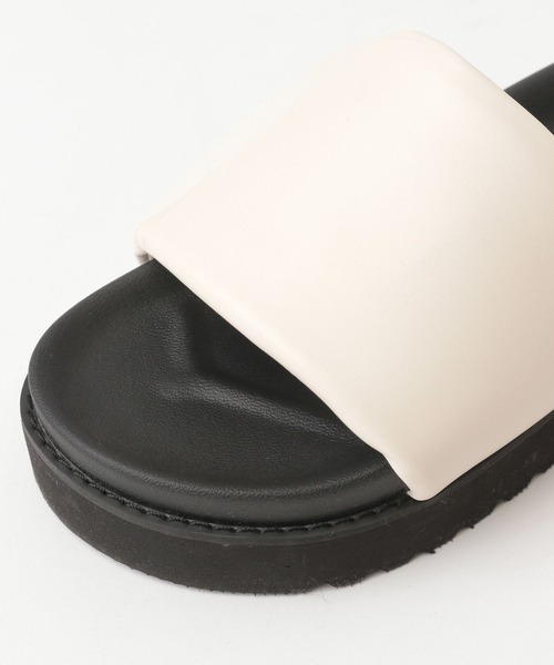 A part by(アパートバイ)の「アツゾコバンドサンダル(サンダル・レディース・ブラック/アイボリー・MEDIUM/LARGE)」の15枚目の写真