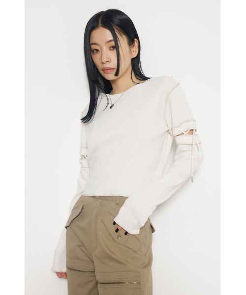 LAGUA GEM(ラグアジェム)の「2WAY LACE UP THERMAL トップス(Tシャツ/カットソー・レディース・オフホワイト/レッド/ライトブラック・FREE)」の2枚目の写真