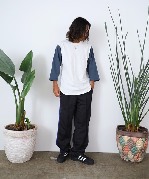 CROSS & STITCH(クロスステッチ)の「CROSS&STITCH/クロスアンドステッチ オープンエンド 3/4スリーブ ベースボールTシャツ バインダーネック 2026年 夏 夏服(Tシャツ/カットソー・メンズ・ホワイト×グリーン/ホワイト×ブルー/ホワイト×レッド/グレー系/スミクロ・M/XL/S/L)」の19枚目の写真