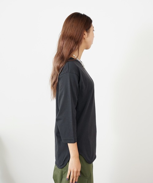 CROSS & STITCH(クロスステッチ)の「CROSS&STITCH/クロスアンドステッチ オープンエンド 3/4スリーブ ベースボールTシャツ バインダーネック 2026年 夏 夏服(Tシャツ/カットソー・メンズ・ホワイト×グリーン/ホワイト×ブルー/ホワイト×レッド/グレー系/スミクロ・M/XL/S/L)」の6枚目の写真