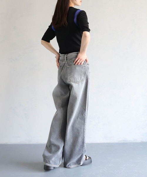 cheriella(シェリエラ)の「【cheriella】WEB限定配色ラインシアーニット WEB LIMITED CONTRAST LINE SHEER KNIT(ニット/セーター・レディース・チャコールグレー/オフホワイト/ブラック・M)」の15枚目の写真