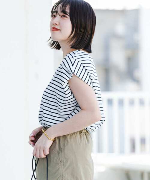 ITEMS URBANRESEARCH（アイテムズ アーバンリサーチ）の「カラーボーダーフレンチTシャツ（Tシャツ/カットソー・レディース・ブラック系その他/グレー系その他/イエロー系その他/ホワイト系その他・FREE）」の6枚目の写真