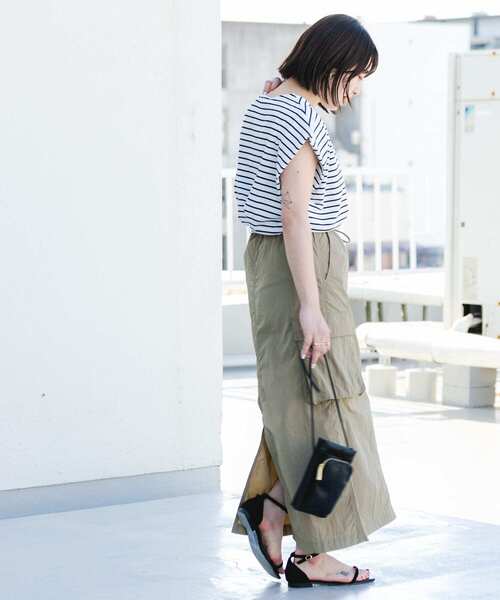 ITEMS URBANRESEARCH（アイテムズ アーバンリサーチ）の「カラーボーダーフレンチTシャツ（Tシャツ/カットソー・レディース・ブラック系その他/グレー系その他/イエロー系その他/ホワイト系その他・FREE）」の9枚目の写真