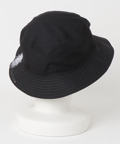 Yohji Yamamoto（ヨウジヤマモト）の「FLOWER LOGO BUCKET HAT（ハット・メンズ・ブラック・ONE SIZE）」の2枚目の写真