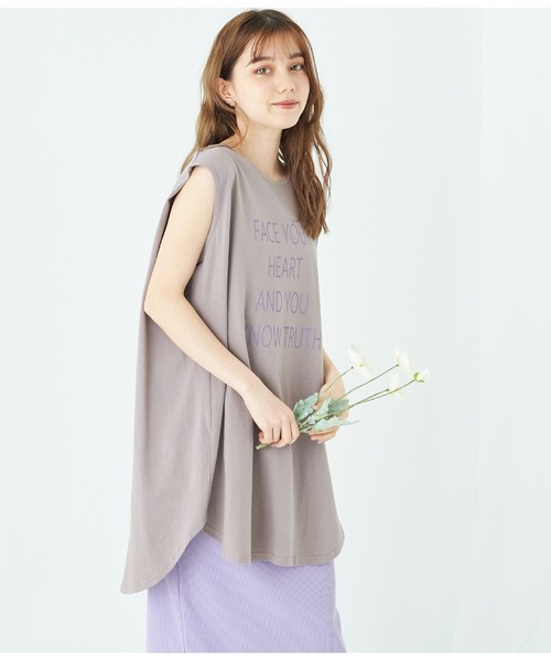 CHILLE（チル）の「メッセージプリントノースリーブトップスカットソー 