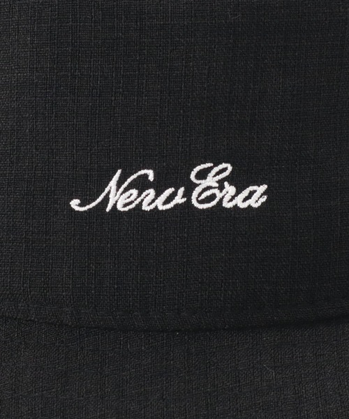 NEW ERA（ニューエラ）の「ニューエラ バケットハット 筆記体ロゴ ONSPOTZ別注（ハット・メンズ・ベージュ/ブラック・S/M/M/L/L/XL）」の13枚目の写真