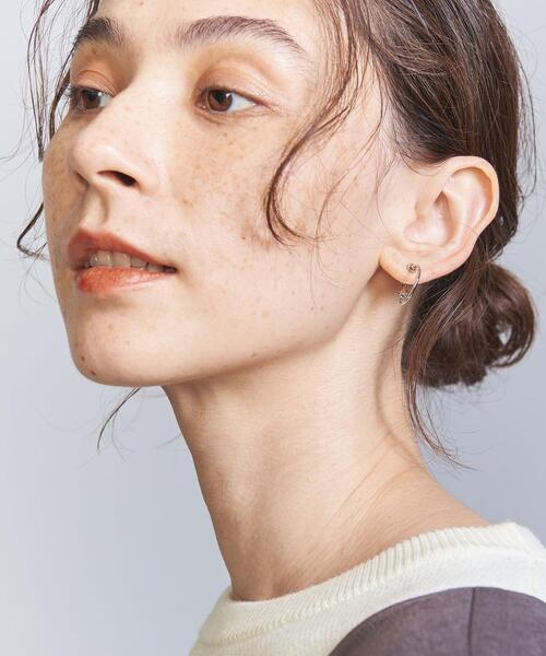 BEAUTY&YOUTH UNITED ARROWS(ビューティーアンドユースユナイテッドアローズ)の「スモールフープ イヤリング17mm(イヤリング・レディース・シルバー/ゴールド・FREE)」の1枚目の写真