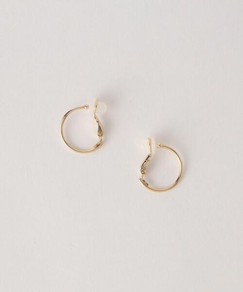 BEAUTY&YOUTH UNITED ARROWS(ビューティーアンドユースユナイテッドアローズ)の「スモールフープ イヤリング17mm(イヤリング・レディース・シルバー/ゴールド・FREE)」の6枚目の写真