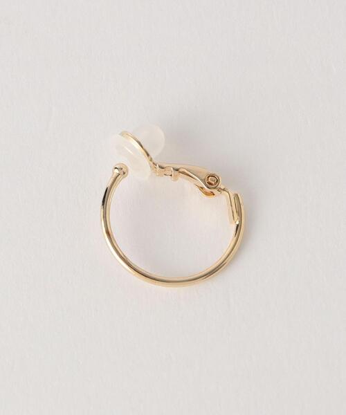 BEAUTY&YOUTH UNITED ARROWS(ビューティーアンドユースユナイテッドアローズ)の「スモールフープ イヤリング17mm(イヤリング・レディース・シルバー/ゴールド・FREE)」の3枚目の写真