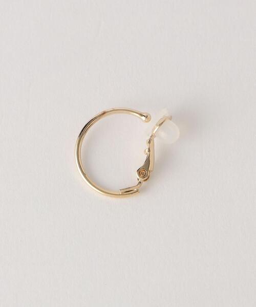 BEAUTY&YOUTH UNITED ARROWS(ビューティーアンドユースユナイテッドアローズ)の「スモールフープ イヤリング17mm(イヤリング・レディース・シルバー/ゴールド・FREE)」の4枚目の写真