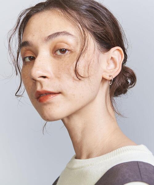 BEAUTY&YOUTH UNITED ARROWS(ビューティーアンドユースユナイテッドアローズ)の「スモールフープ イヤリング17mm(イヤリング・レディース・シルバー/ゴールド・FREE)」の12枚目の写真