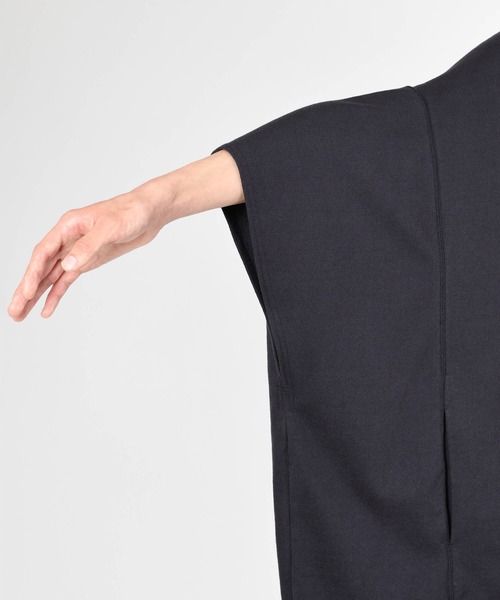 LAD MUSICIAN（ラッドミュージシャン）の「SLEEVELESS PARKA（パーカー・メンズ・ブラック/パープル系・FREE）」の3枚目の写真