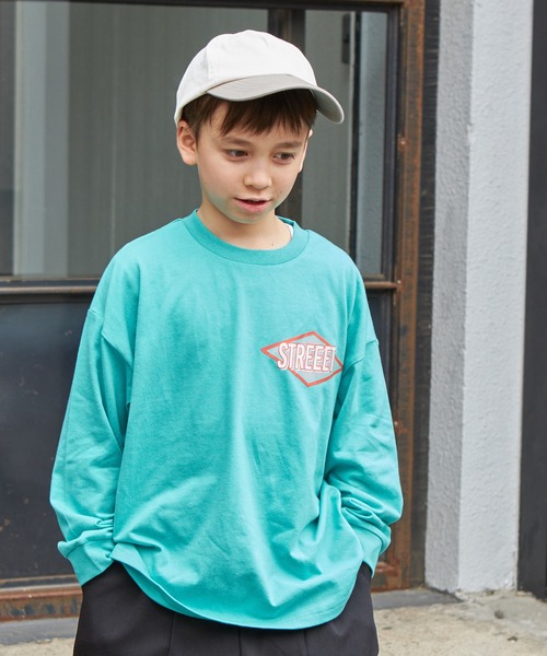 PAIRMANON STREET(ペアマノンストリート)の「【PAIRMANON STREET】【かぞくおそろい】ビッグシルエット 長袖プリントTシャツ(Tシャツ/カットソー・キッズ・ベージュ系その他2/ホワイト系その他/パープル系その他/ブルー系その他/オレンジ系その他/グリーン系その他2/その他/ブルー系その他2/マスタード/ブラック系その他/グリーン系その他/ブラック系その他4/ベージュ系その他/グリーン系その他3/ブルー系その他4/ブラック系その他3/ブルー系その他3/ブラック系その他2/テラコッタ/イエロー系その他・90/100/130/140/120/150/110)」の14枚目の写真