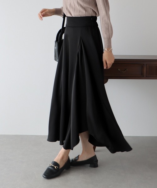 BLUEEAST（ブルーイースト）の「サテンラッフルスカート（スカート・レディース・チャコールグレー/グレイッシュベージュ/ブラック・MEDIUM）」の22枚目の写真