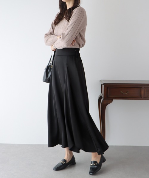 BLUEEAST（ブルーイースト）の「サテンラッフルスカート（スカート・レディース・チャコールグレー/グレイッシュベージュ/ブラック・MEDIUM）」の18枚目の写真