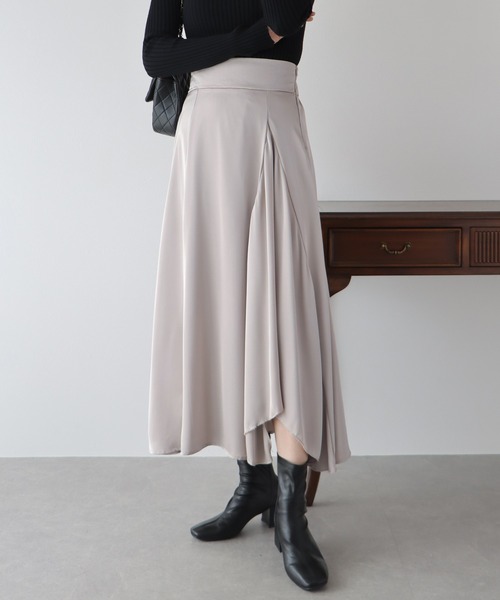 BLUEEAST（ブルーイースト）の「サテンラッフルスカート（スカート・レディース・チャコールグレー/グレイッシュベージュ/ブラック・MEDIUM）」の10枚目の写真