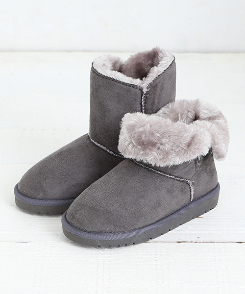 B:MING by BEAMS（ビーミングバイビームス）の「ビーミング by ビームス / ボタンフェイクムートンブーツ 2015（ブーツ・キッズ・ブラック/ベージュ/グレー・17cm/22cm/21cm/20cm/16cm/15cm/19cm/18cm）」の8枚目の写真