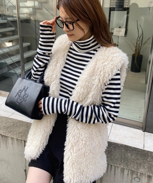 one after another NICE CLAUP(ワンアフターアナザーナイスクラップ)の「NCイニシャルハイネックトップス【ZOZO限定商品】(Tシャツ/カットソー・レディース・ブラック/オフホワイト/ブラック×ホワイト/グレー×ホワイト・FREE)」の6枚目の写真