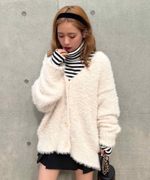 one after another NICE CLAUP(ワンアフターアナザーナイスクラップ)の「NCイニシャルハイネックトップス【ZOZO限定商品】(Tシャツ/カットソー・レディース・ブラック/オフホワイト/ブラック×ホワイト/グレー×ホワイト・FREE)」の9枚目の写真