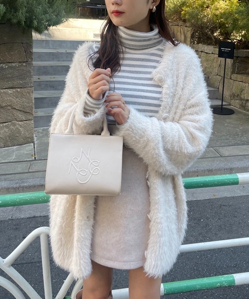 one after another NICE CLAUP(ワンアフターアナザーナイスクラップ)の「NCイニシャルハイネックトップス【ZOZO限定商品】(Tシャツ/カットソー・レディース・ブラック/オフホワイト/ブラック×ホワイト/グレー×ホワイト・FREE)」の17枚目の写真