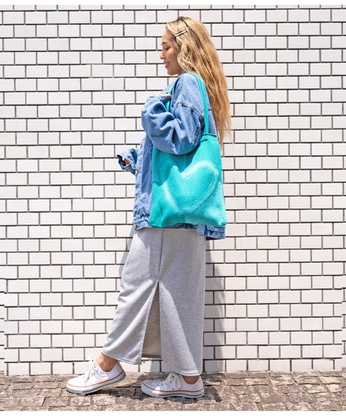 anap mimpi（アナップミンピ）の「ハートバイカラーニットトートバッグ（トートバッグ・レディース・ターコイズブルー/レッド・FREE）」の4枚目の写真